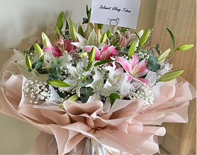 Giant Lily bouquet
