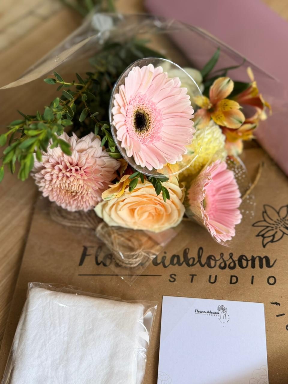 "Bloomé Pastel" Package view 3