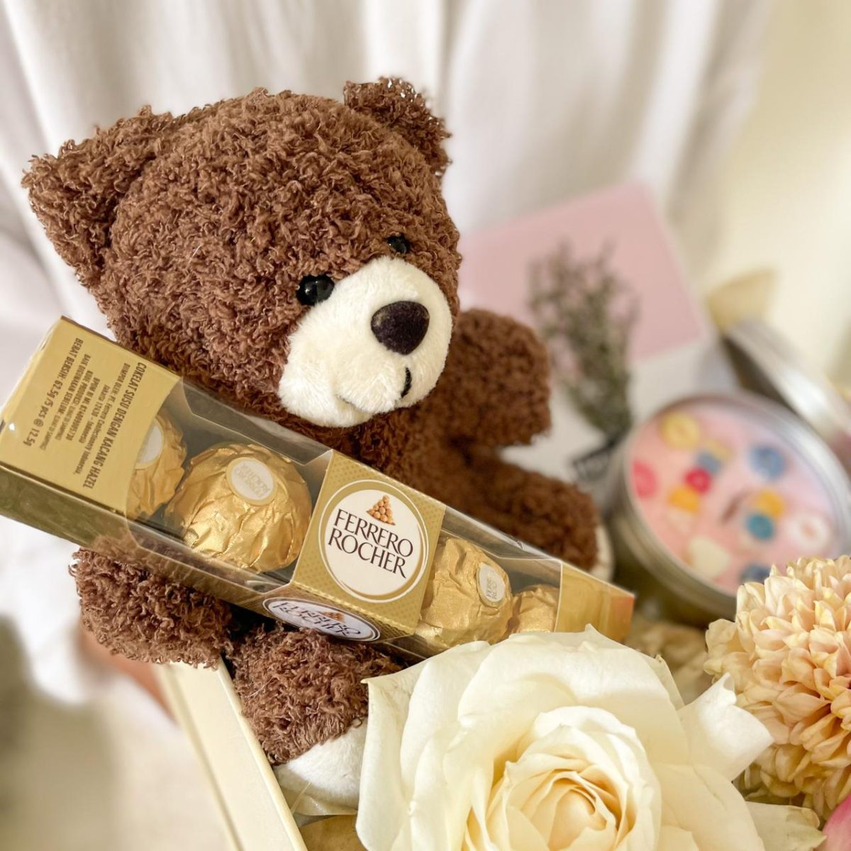 Bloomery Gift Set view 2
