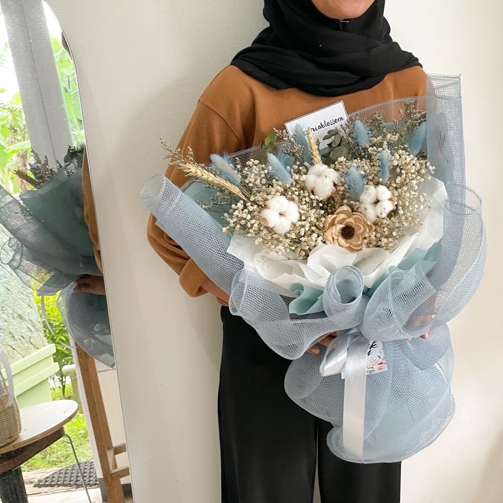 Cotton blue bouquet