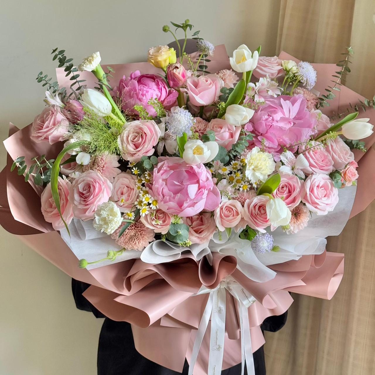 Grand Peony Tulip bouquet