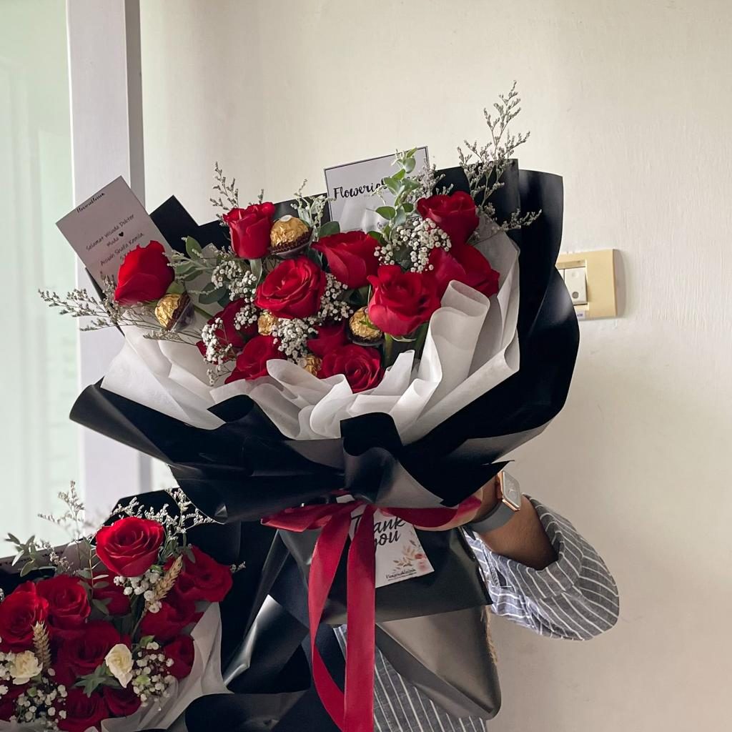 Violet with chocolate bouquet