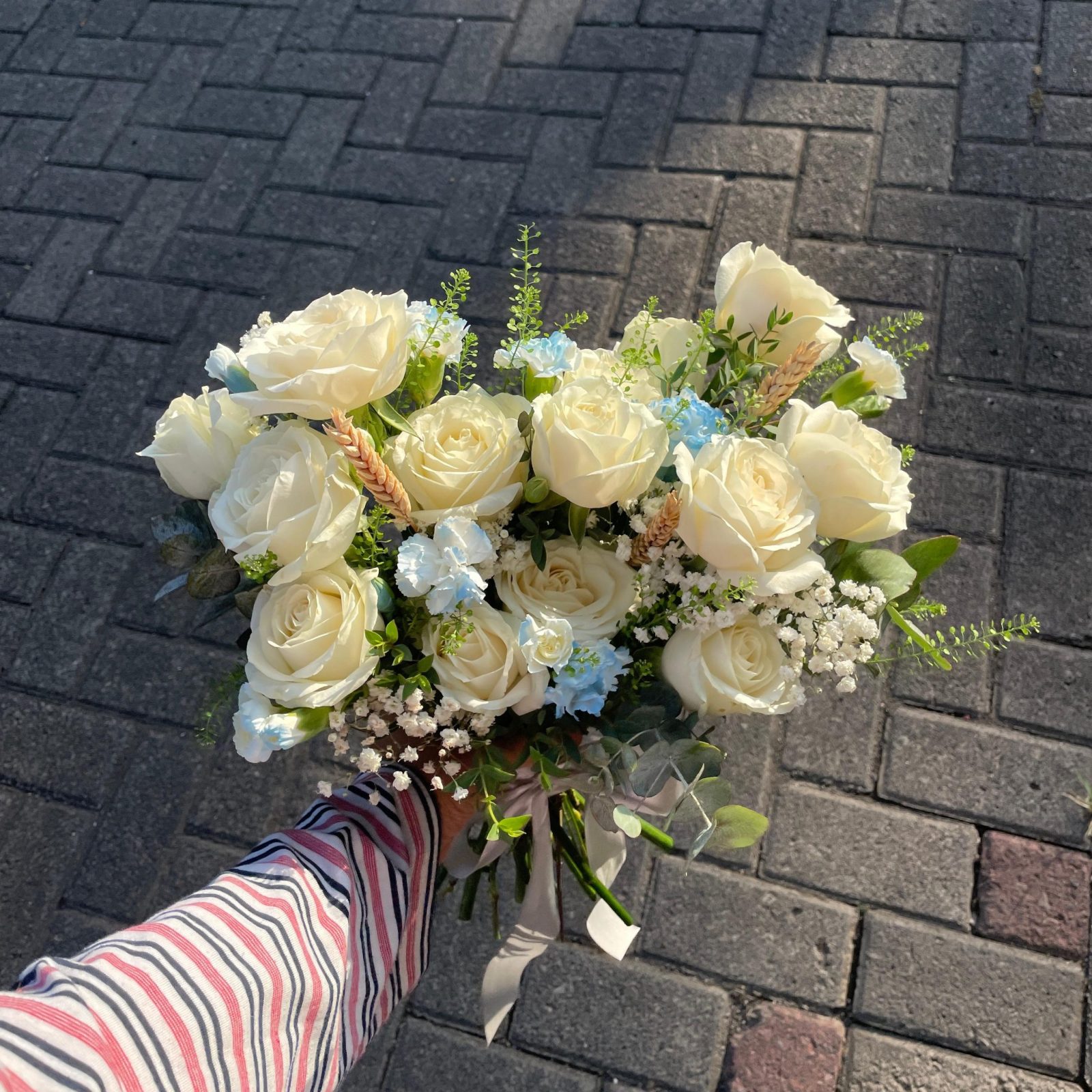 Rose and Carnation bouquet