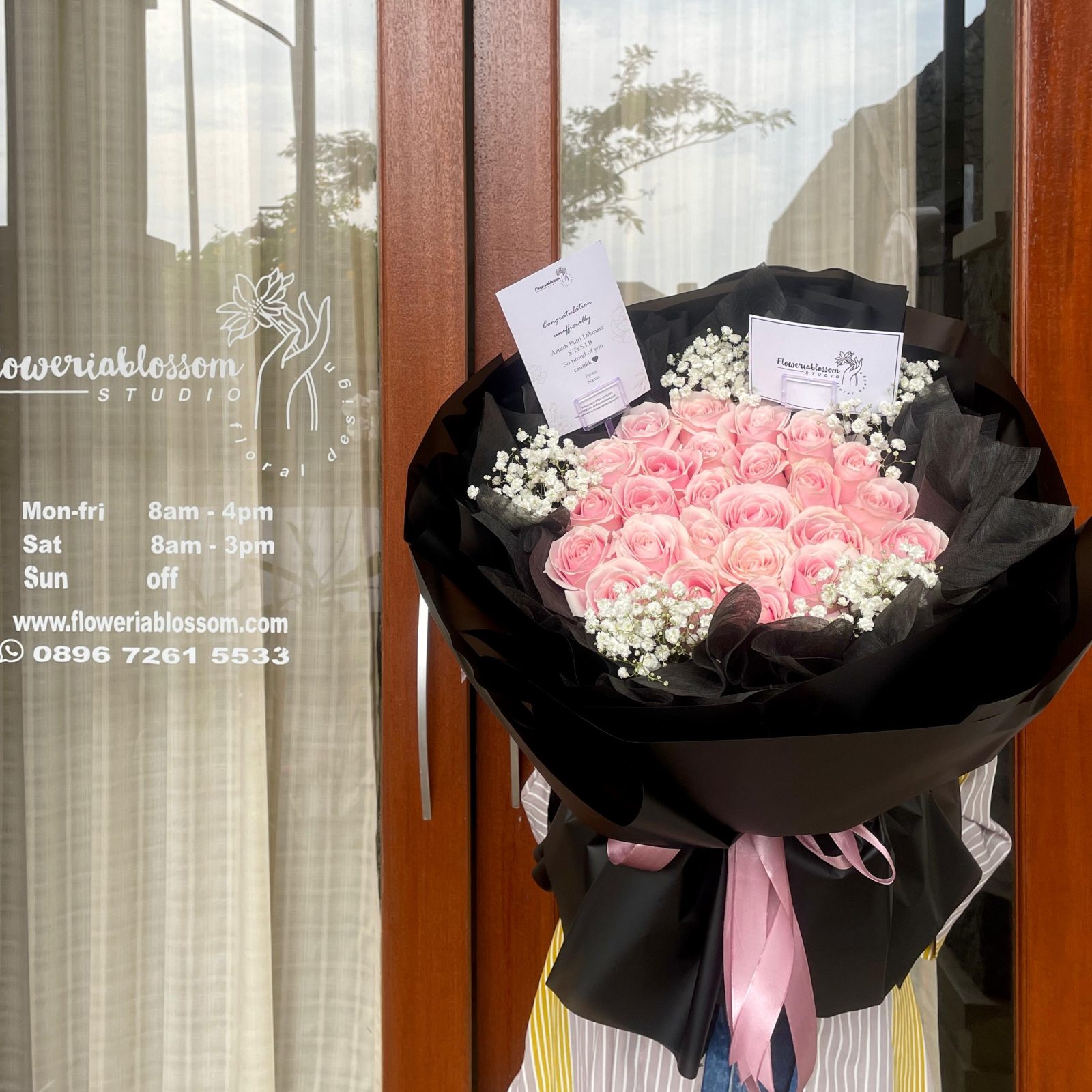 Round Bouquet Roses bouquet