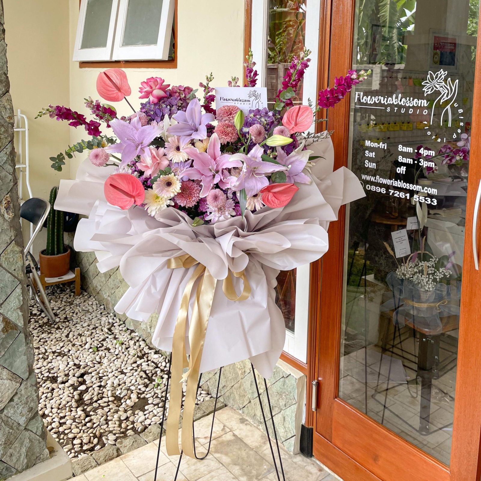 Standing Flower Type B bouquet