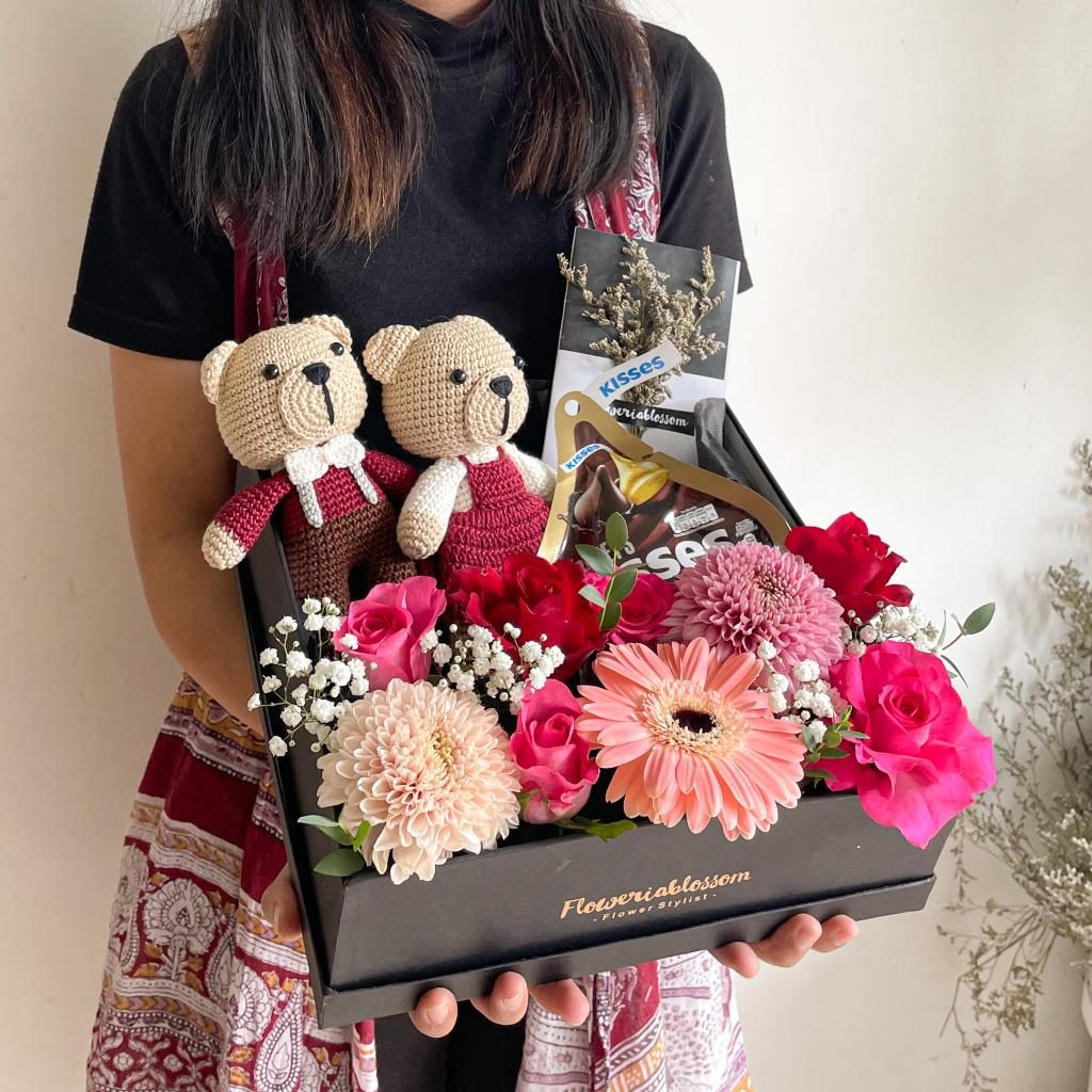 Valentine Gift Set bouquet