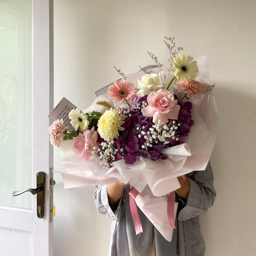 Zinnia bouquet